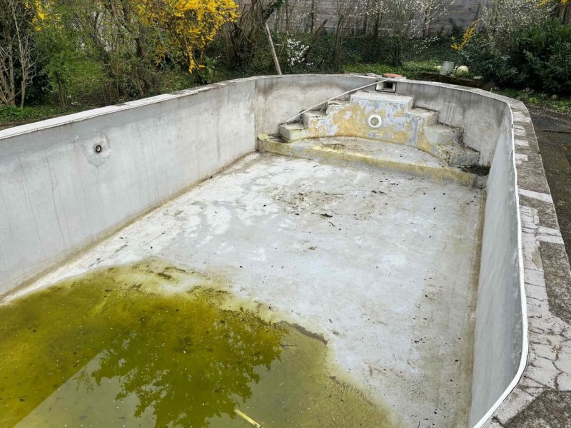 1-Avant-Apres-Construction-Piscine-Exterieure