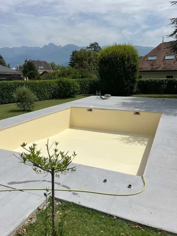 3-Constructeur-Piscine-Extérieure-Alpes