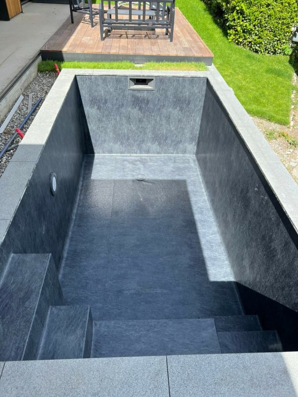 4-Piscinette-Terrasse-Alpes