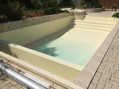 Piscines-Extérieures-Intérieures-Alpes